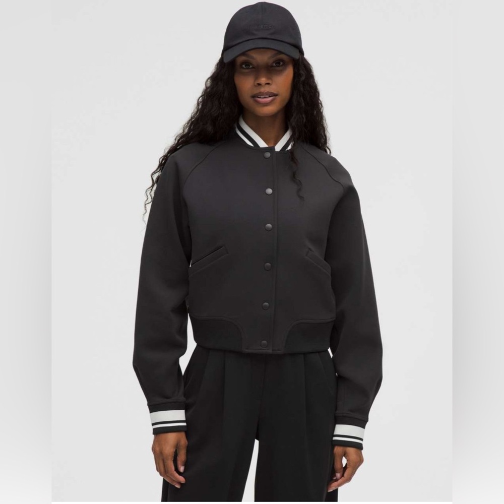 NWT Lululemon Size L Snap-Front Collegiate Jacket Black